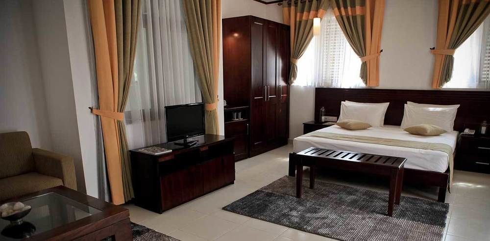 Lavendish Okrin Hotel Kataragama Buitenkant foto